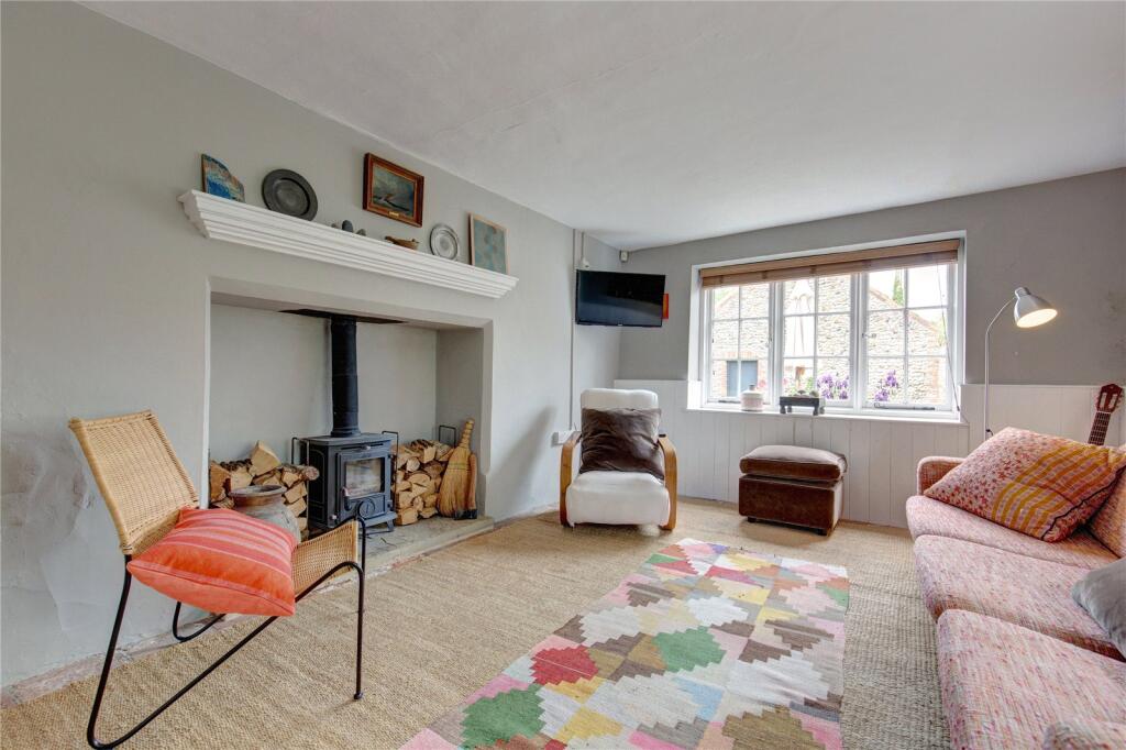 Lounge Fireplace
