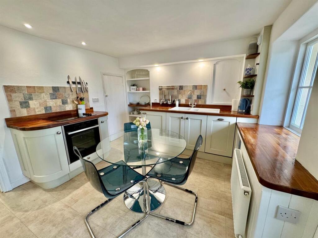 PHOTO-2025-05-27-21-42-13 (2).jpg