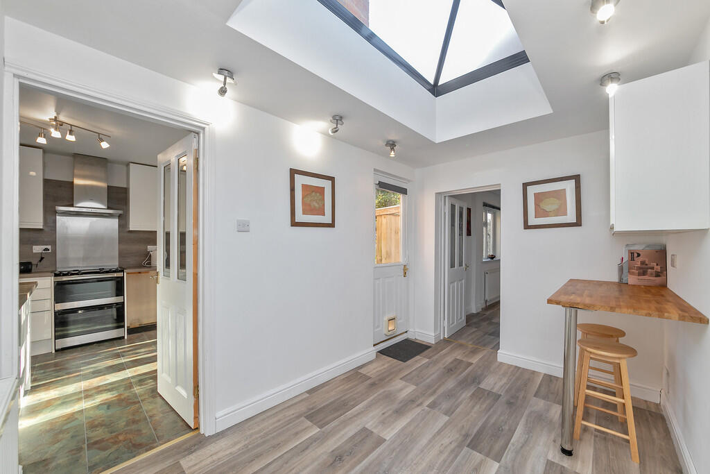 28PlayfieldClose-...