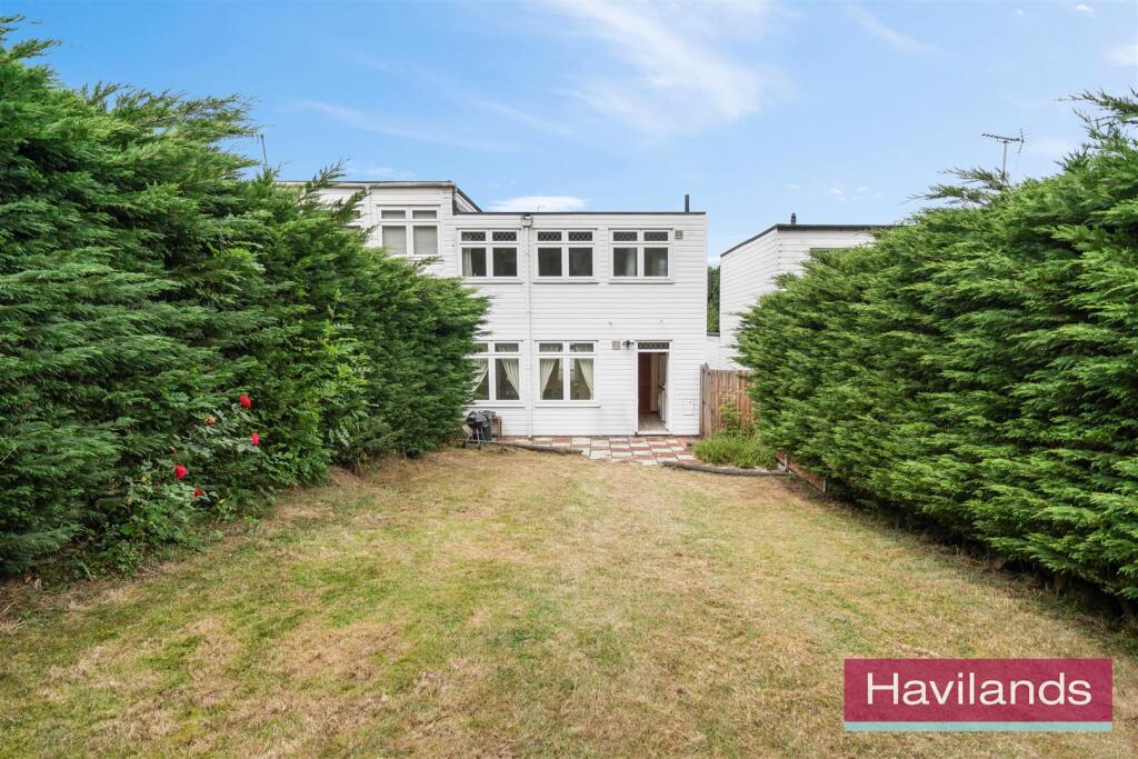 Gatward Close-10.jpg