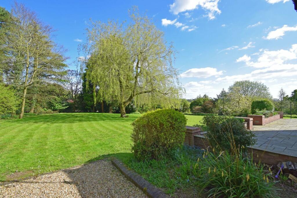 Ridgeway, garden d.jpg