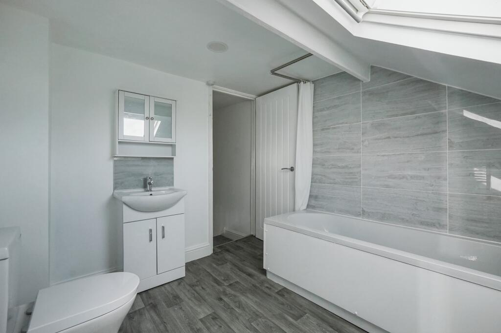 21 Jesmond Street, Folkestone, Kent, CT19 5QW
