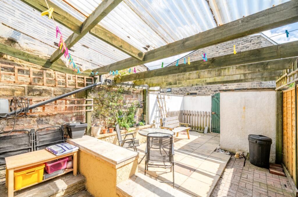 EweMove Harrogate Courtyard