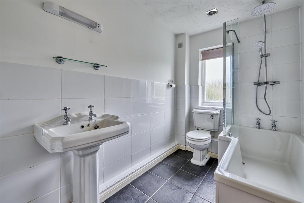 15 Sutton Rd Oundle-