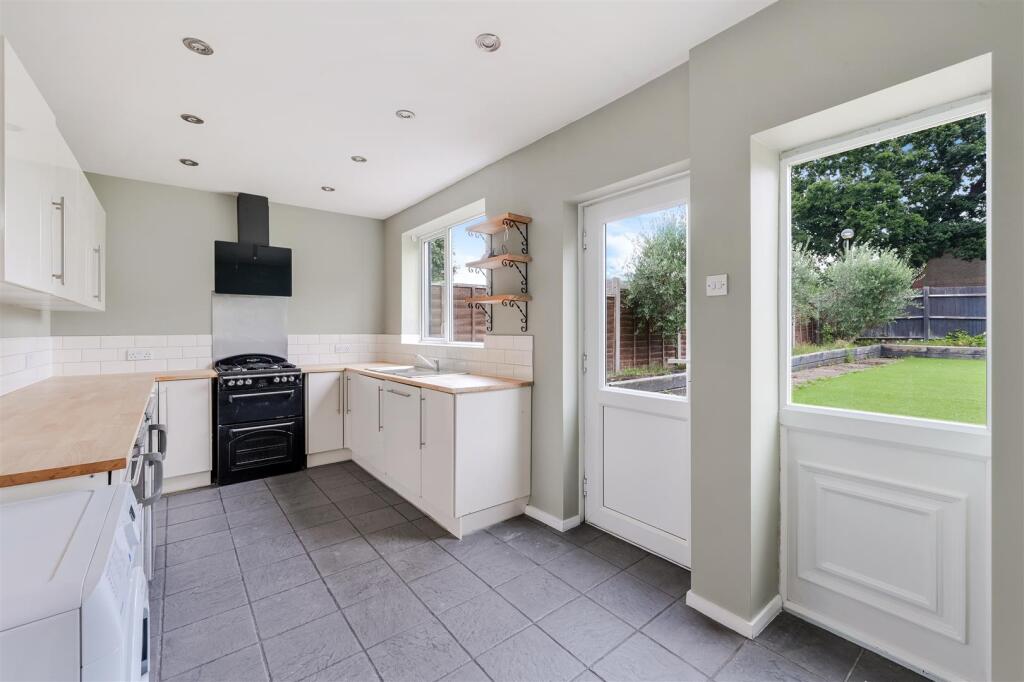 MALMSTONE AVENUE (6).jpg