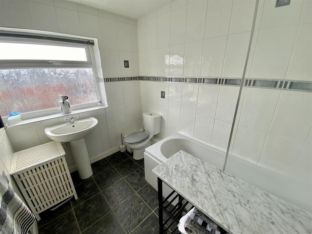 Bramleys Estate Agents - 67 West Royd Avenue - Mir