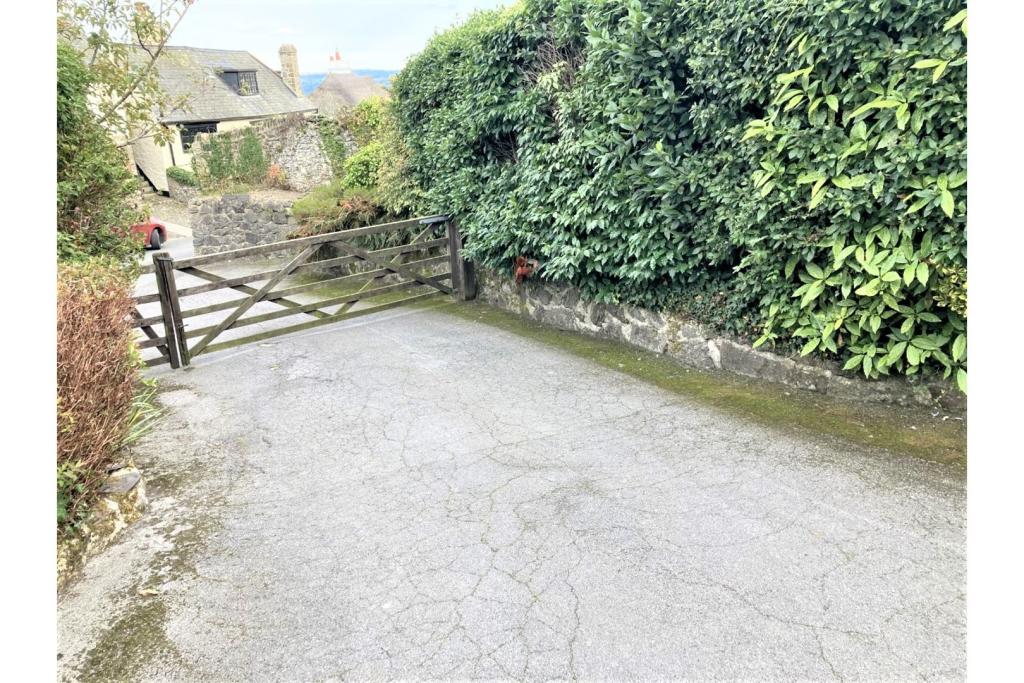 Gated Driveway