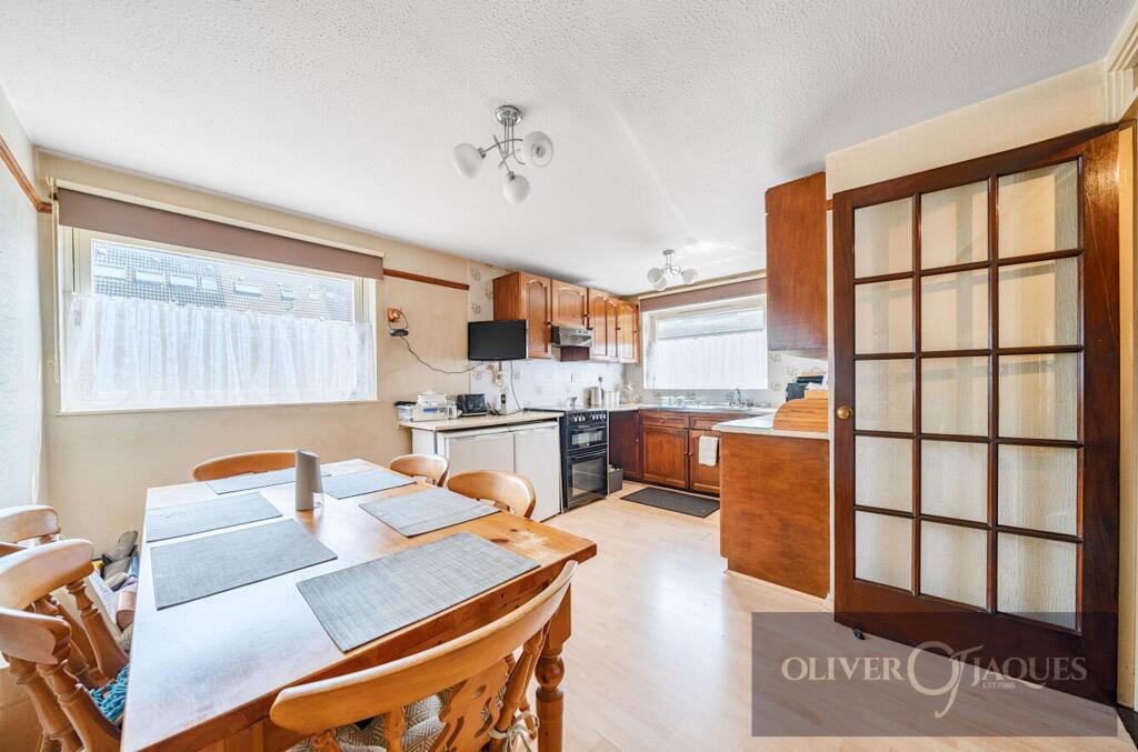 Kitchen / Dining