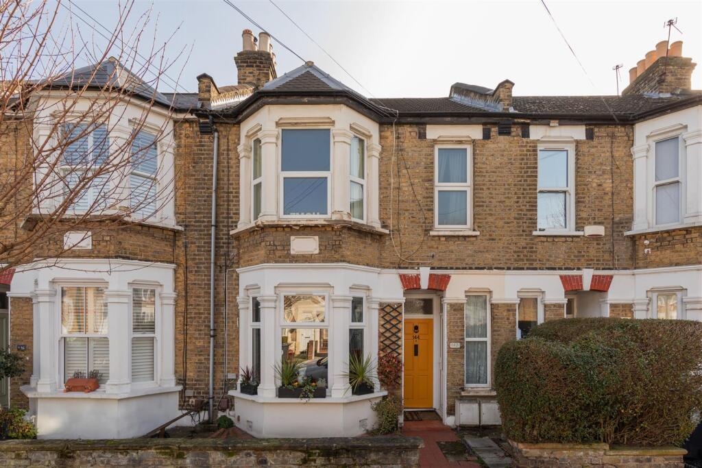 Albert Road E10