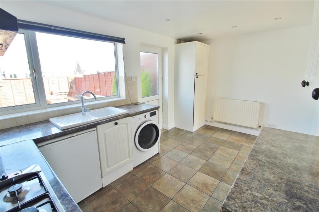 DINING KITCHEN -