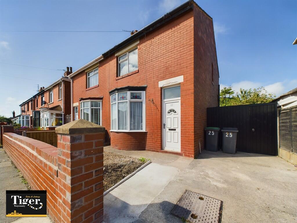 CAM02176G0-PR0298...