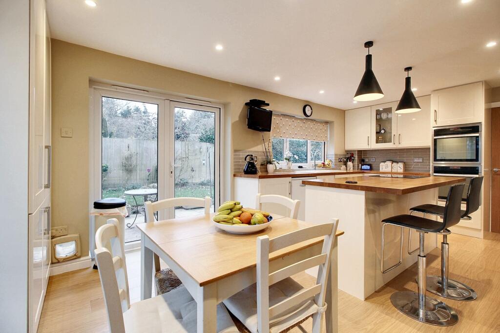 kitchen breakfast room