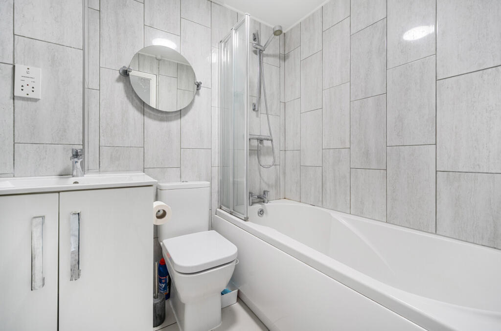 13449351468b052637113d