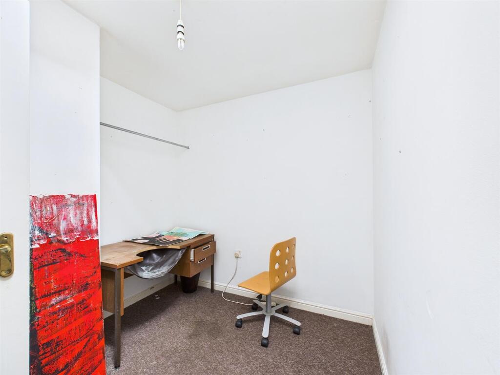 4- Flat 99 The Maytrees.jpg