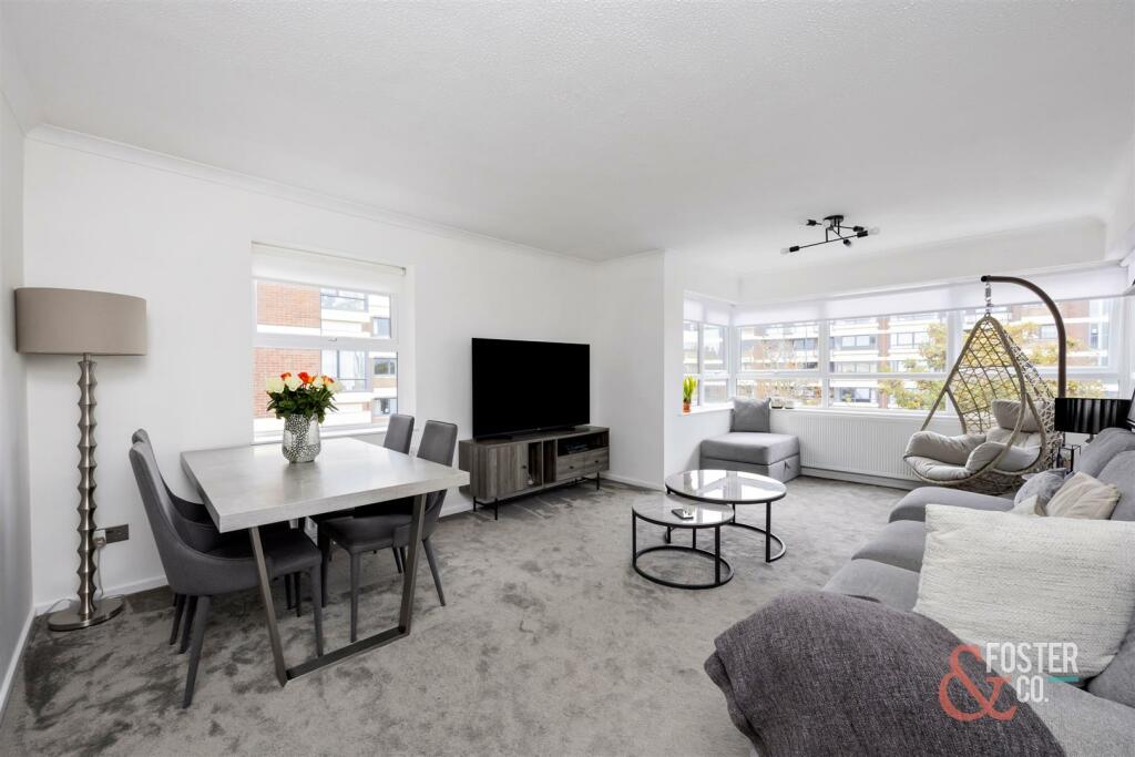 Eaton Gardens, 16-18, 34-010.jpg