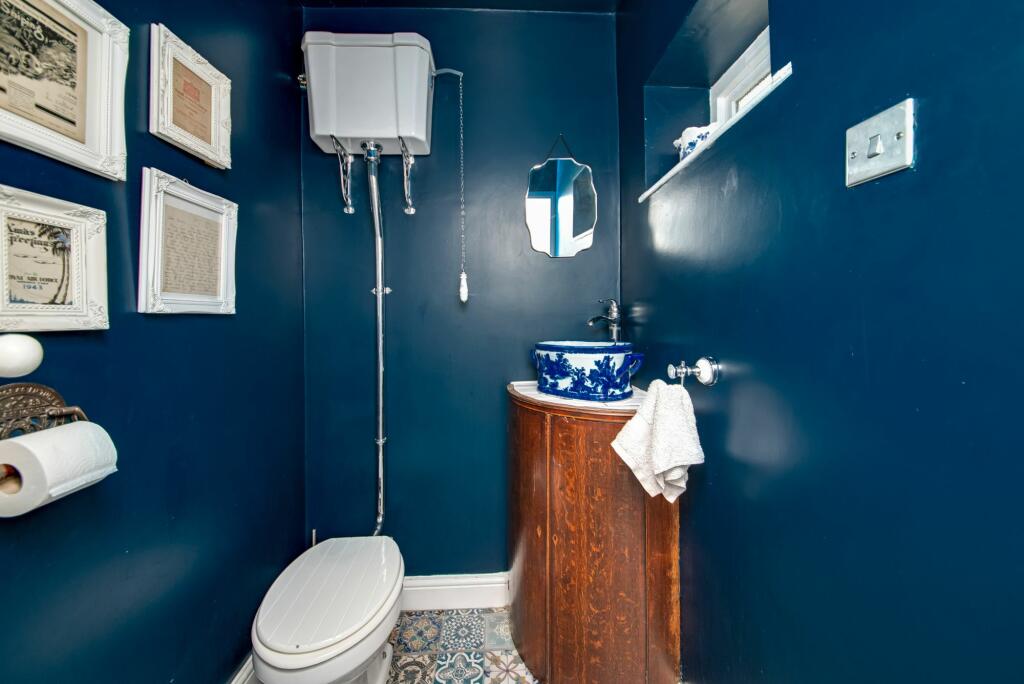 DOWNSTAIRS WC