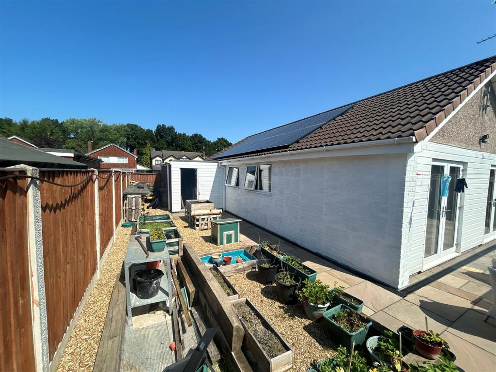 Side view ( Solar Panels)