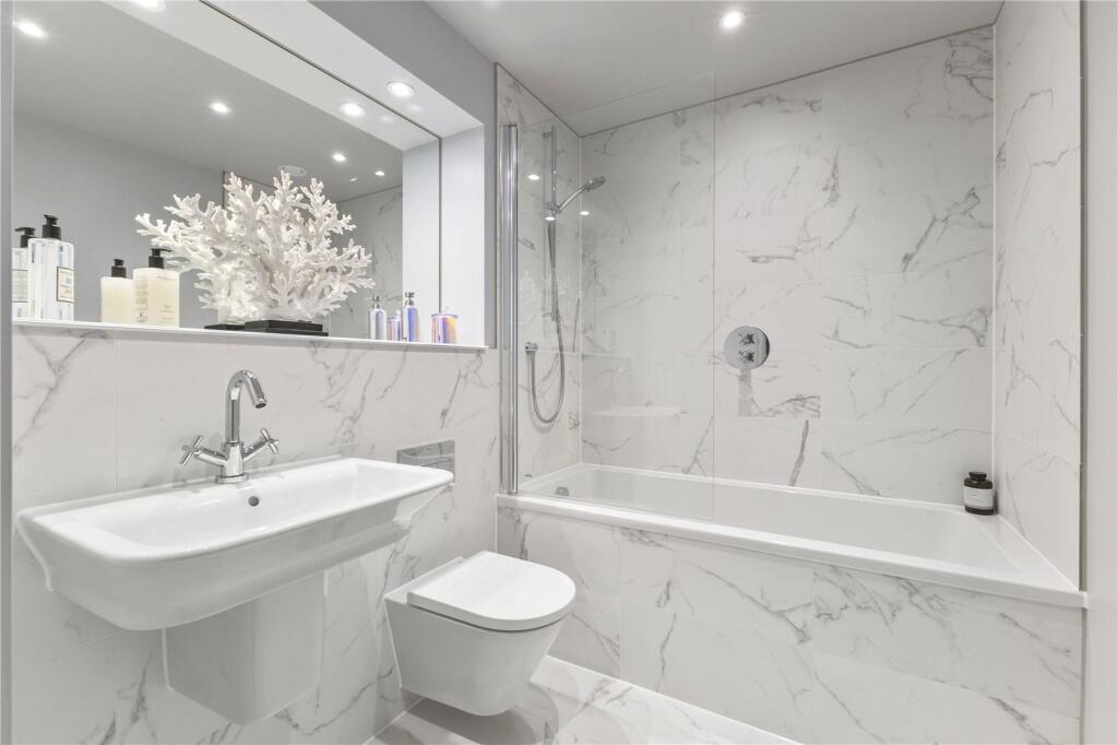 Show Apartment
