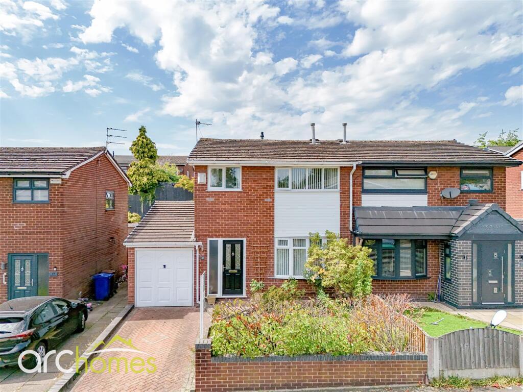 dji_fly_20250812_143258_0644_1755009145313_photo.j