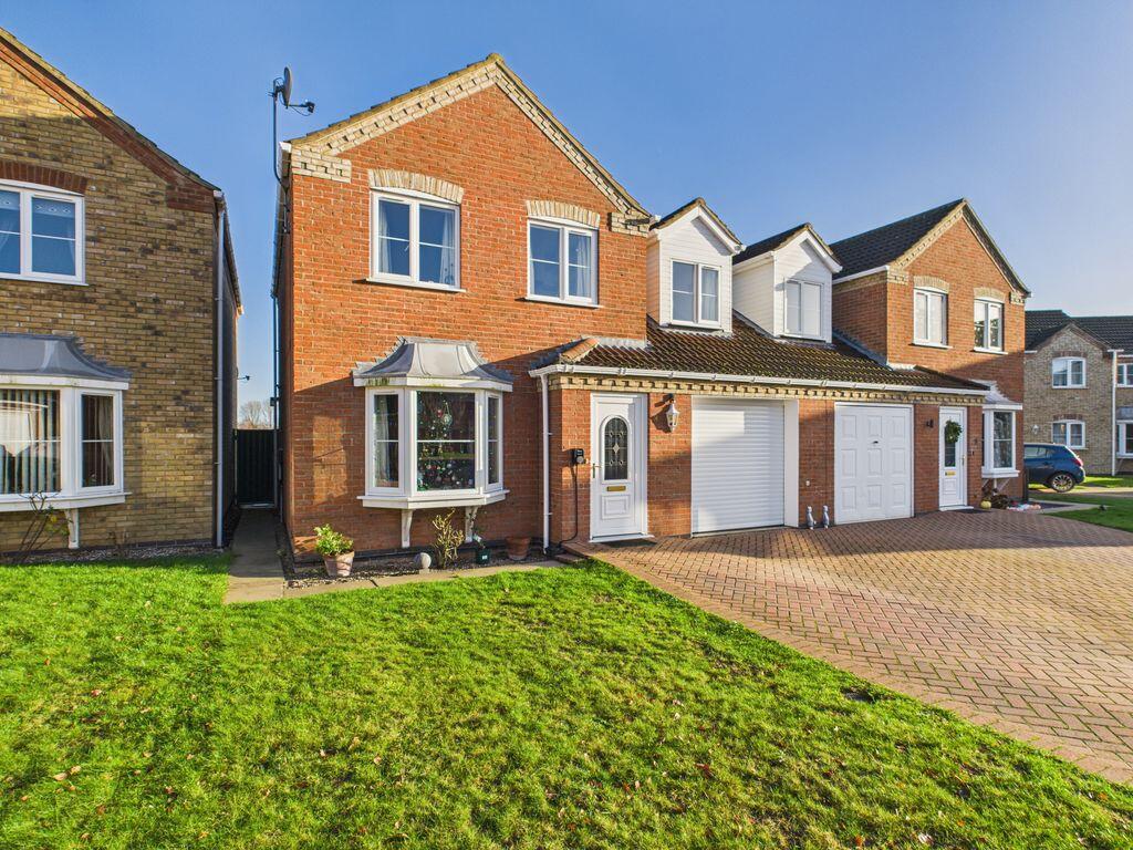 8 Horseshoe Close, Tattershall