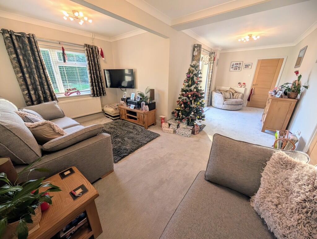 PXL_20251219_1405...