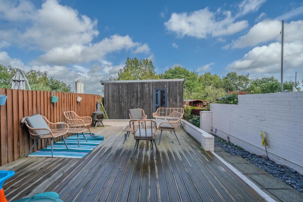 16 Ventnor Road-2.jpg