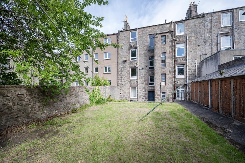 4 Seaforth Garden4