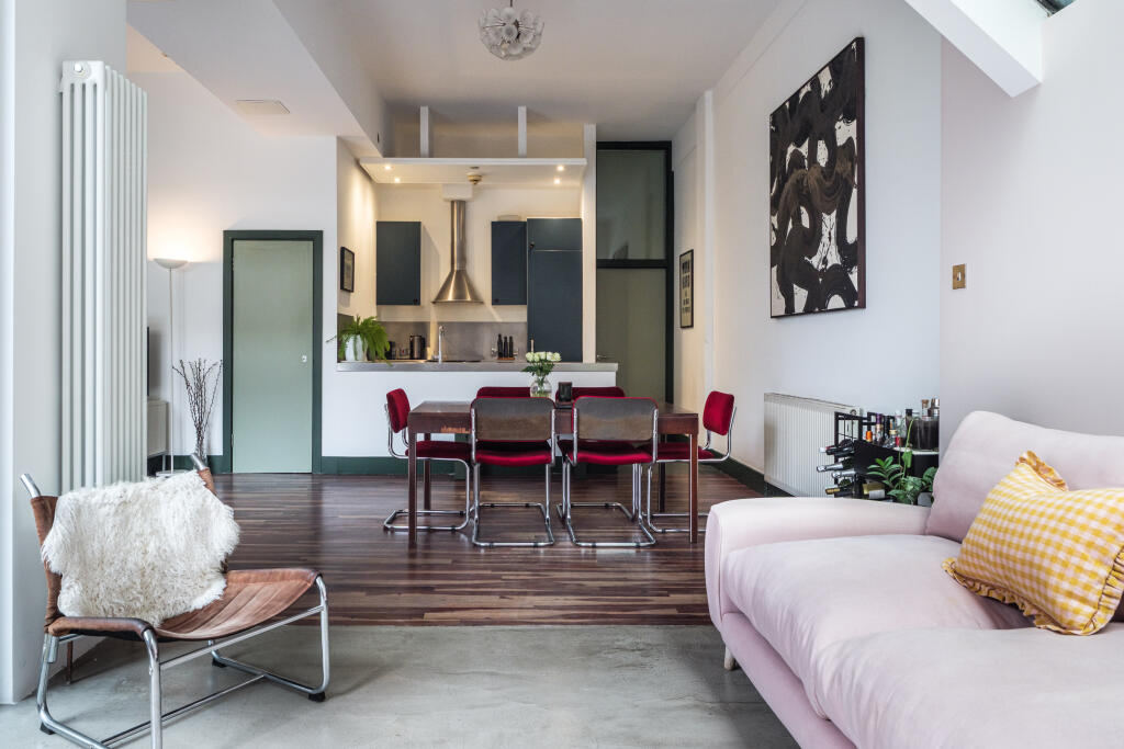 SUNLIGHT-SQUARE-1 (6).jpg