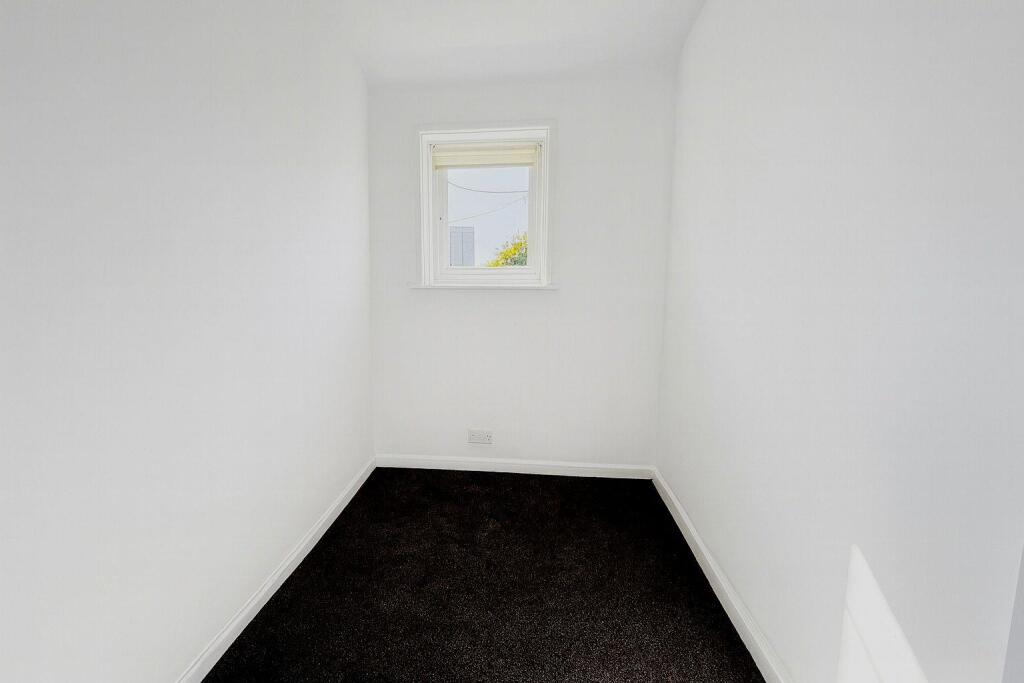 Room 4