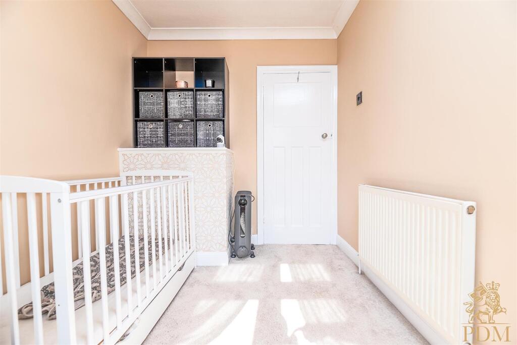 5 Balmoral Crescent Nottingham NG8 2DQ