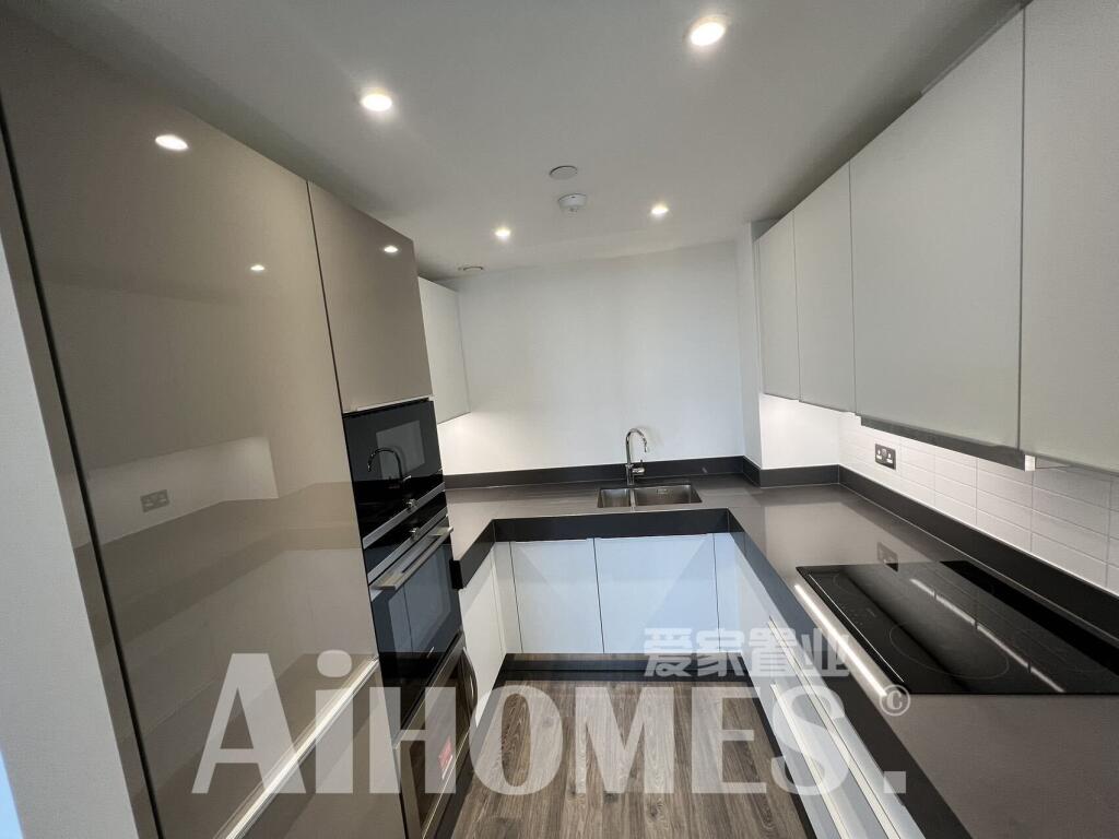 504KH - Kitchen1