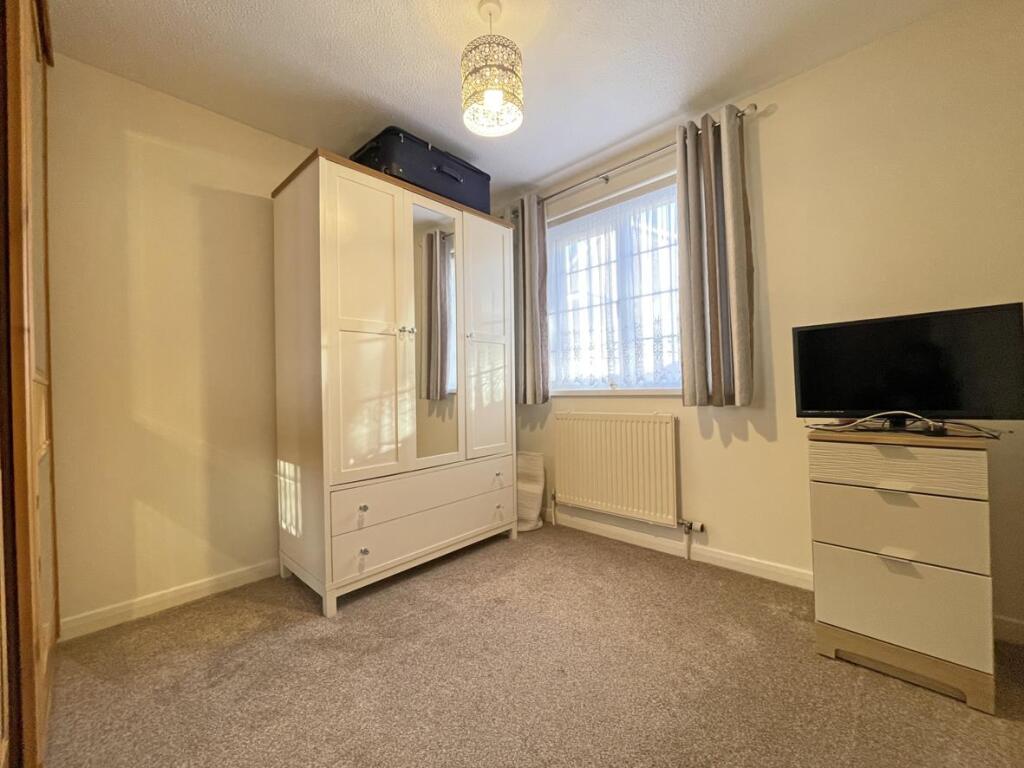 Culver Close 24 - Bed 2.jpg