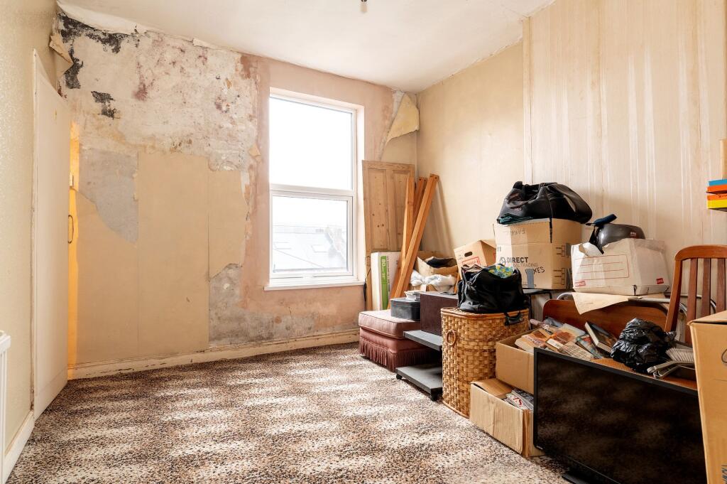 BEDROOMS AND BATHROOMS