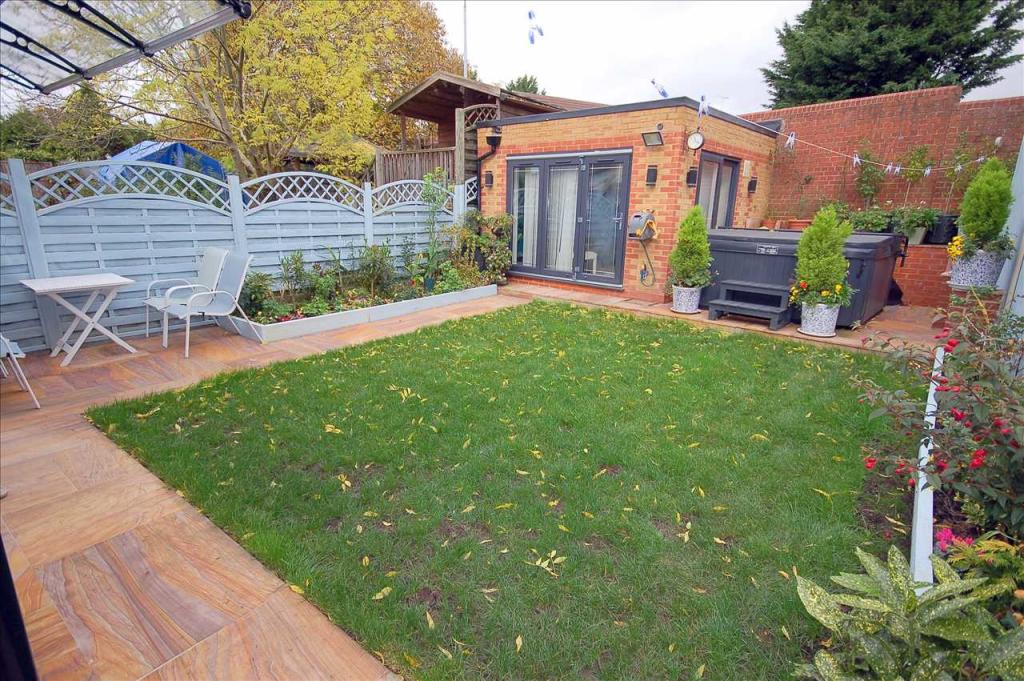 GARDEN