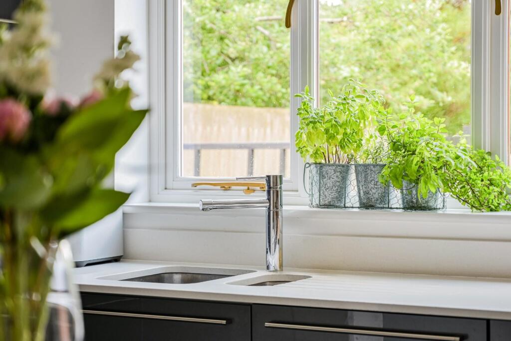 WILLOWBANK GARDENS (25).jpg