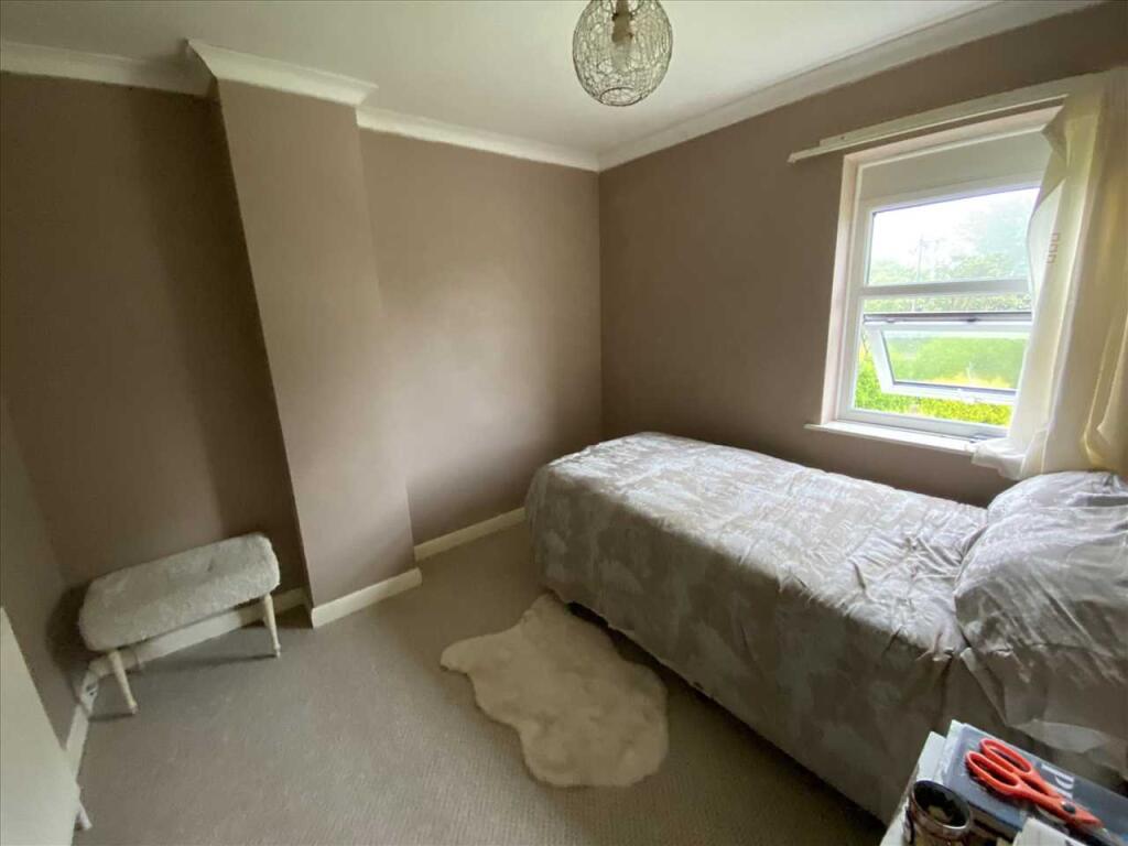 Bedroom 2: