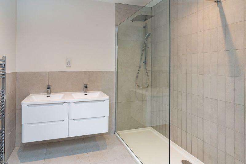 Bedroom 1 ensuite