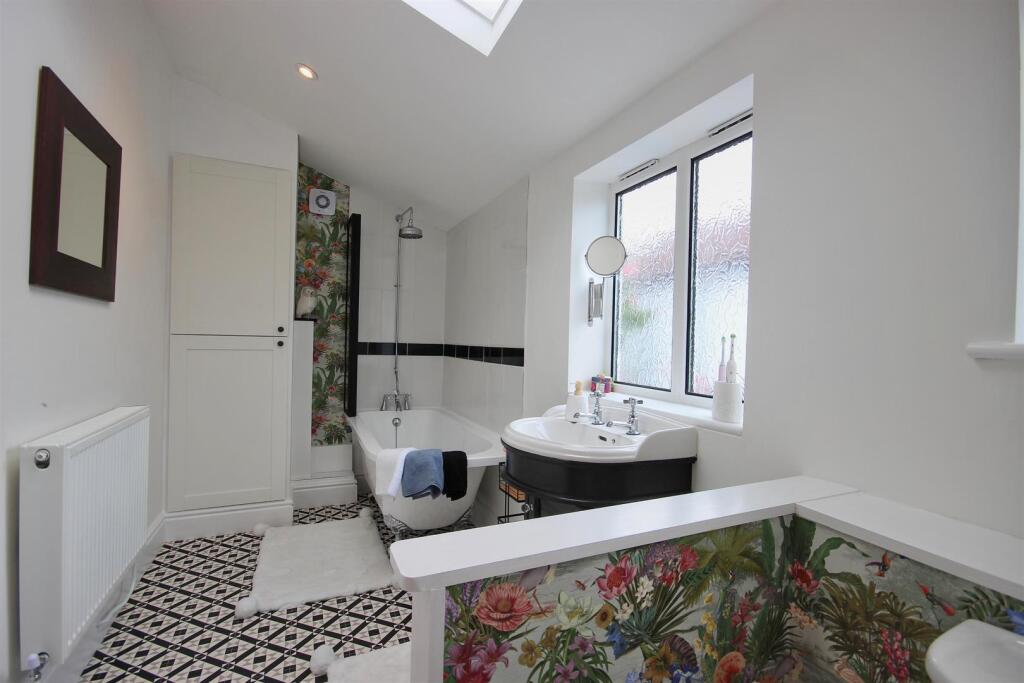 Main Street, Beeford (29).jpg