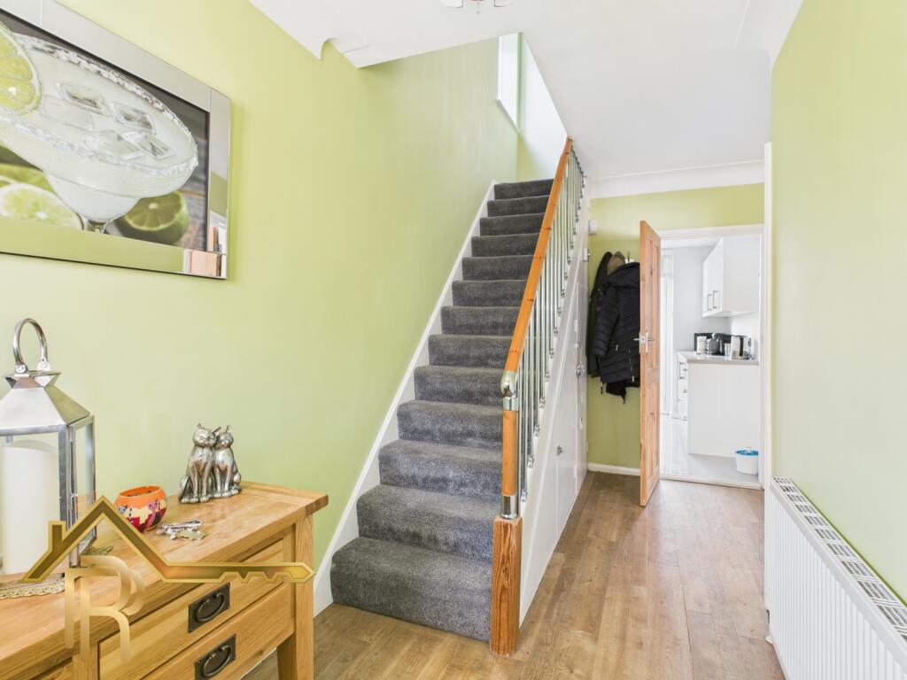 CAM03016G0-PR0048-STILL001