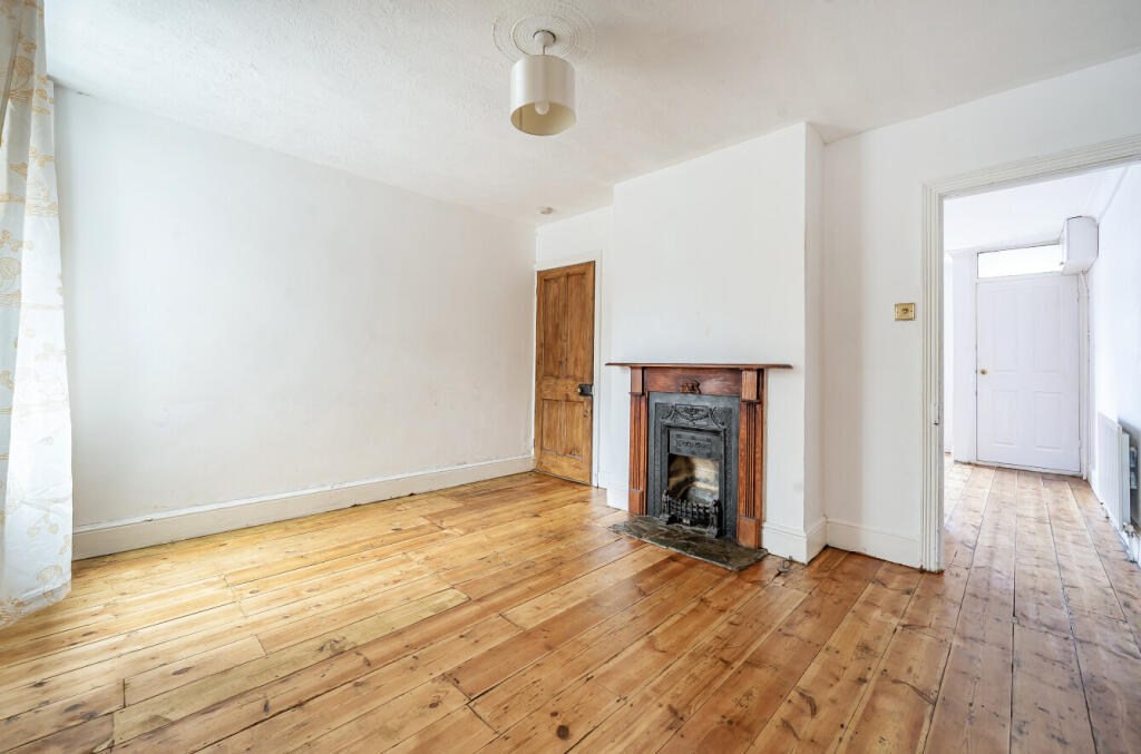 1347509-13-68b1b8...