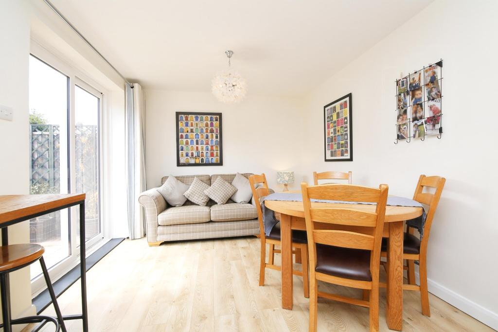Dining / Family Room