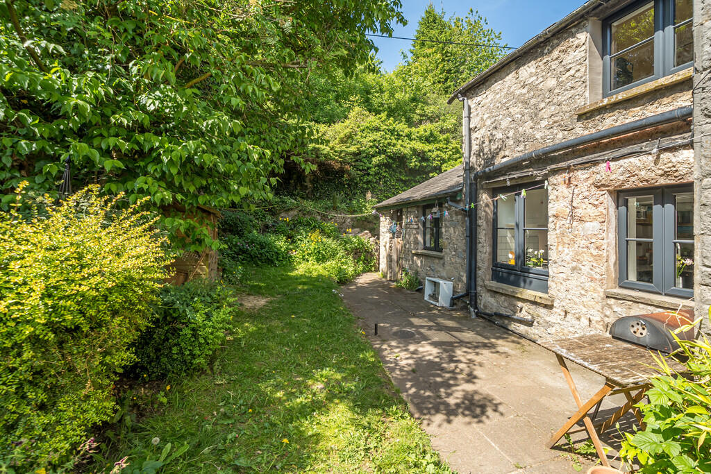 Selwyn Garden and...