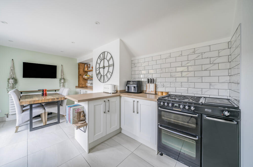 1345542-5-68aef07...