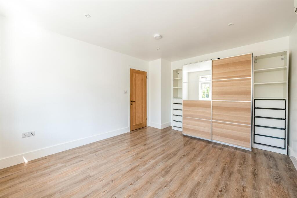 23 Lansdowne Road-18.jpg