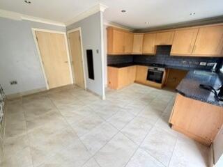 12 newton kitchen