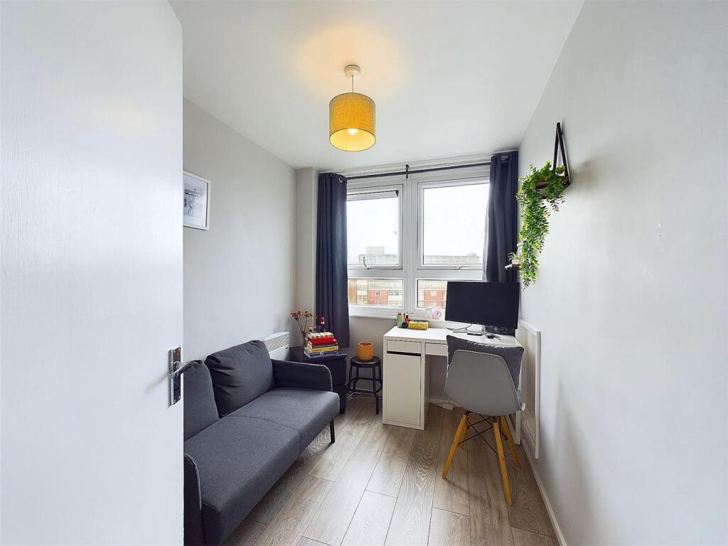 6 -3 Bed Maisonette.jpg