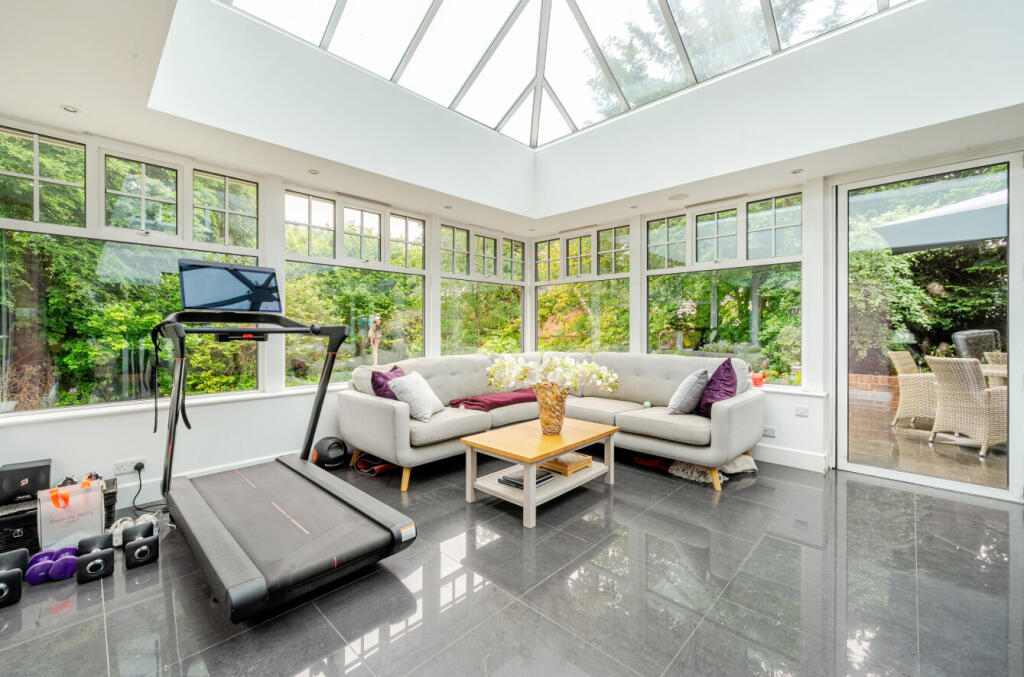 1299450-17-6835a8...