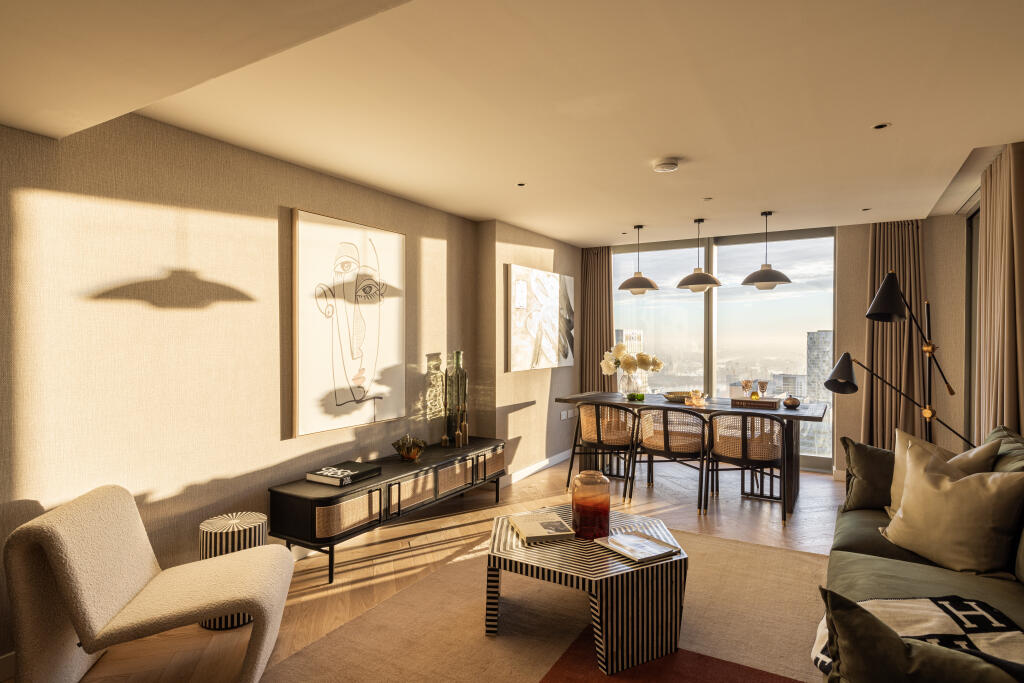 LP Feb 23 008 V2.jpg