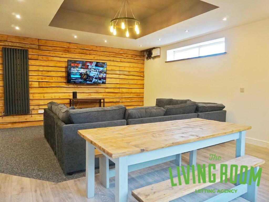 Lounge 2