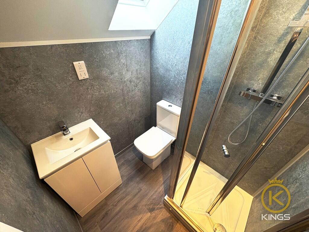 2 Carpenter Close...